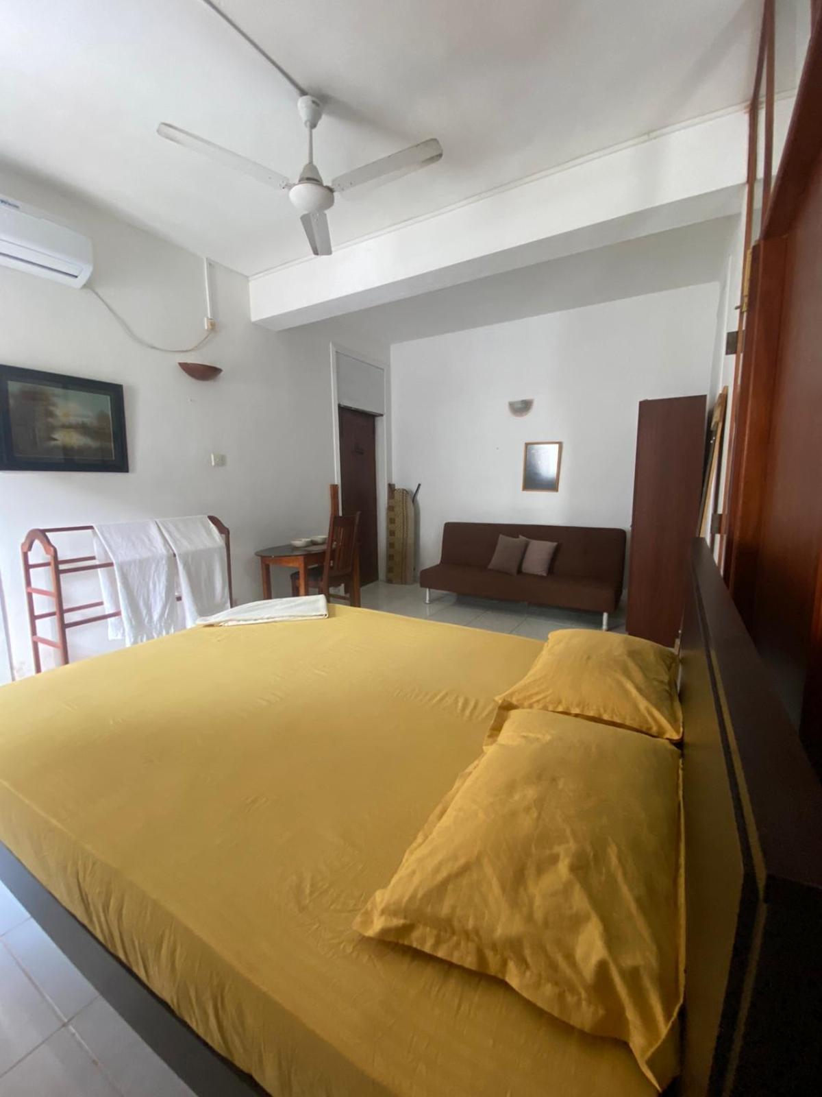 Ice Berg Apartment Dehiwala-Mount Lavinia Ruang foto