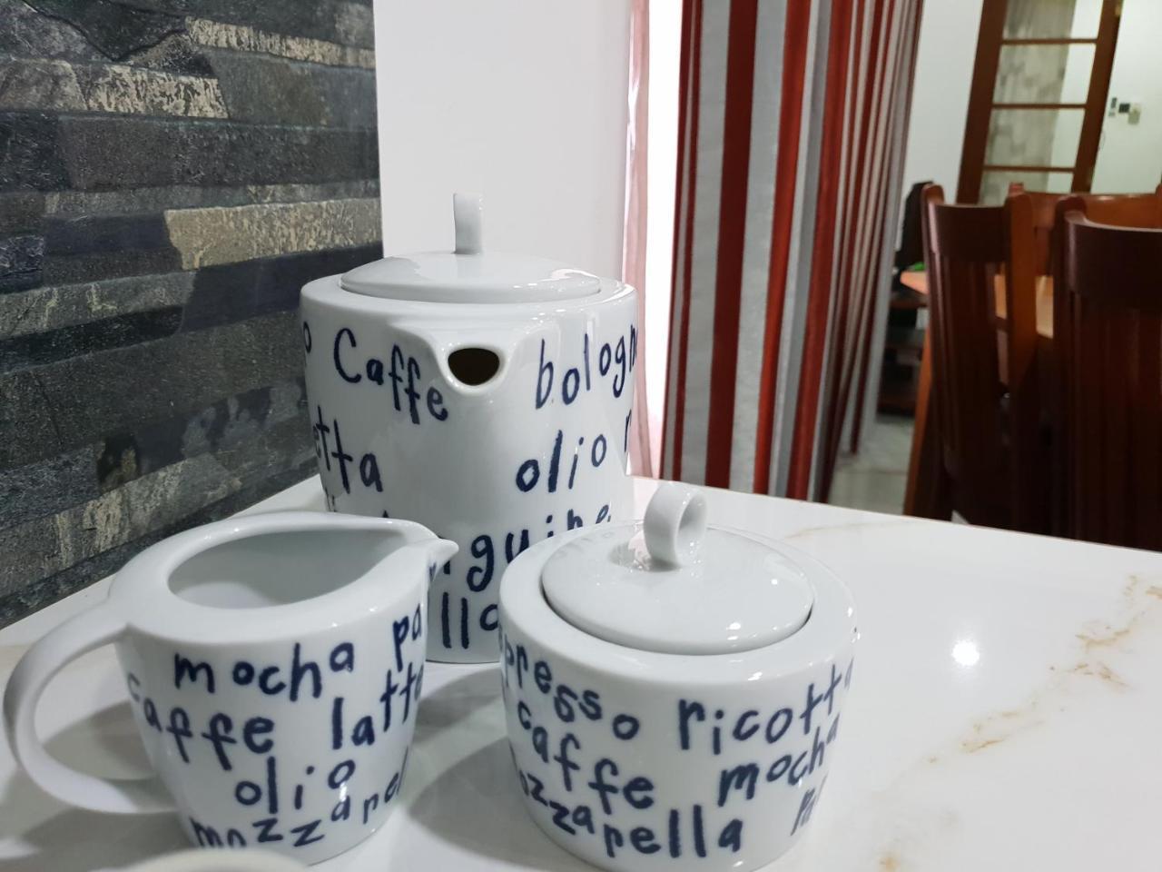 Ice Berg Apartment Dehiwala-Mount Lavinia Bagian luar foto